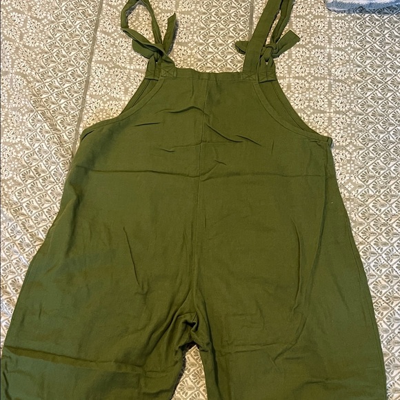 Lucy & Yak green dungarees - Picture 4 of 4